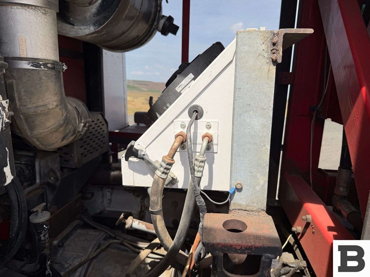 1994-peterbilt-320-image-23