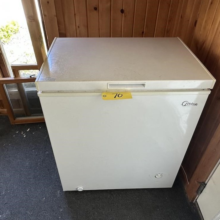 Midea Chest Freezer