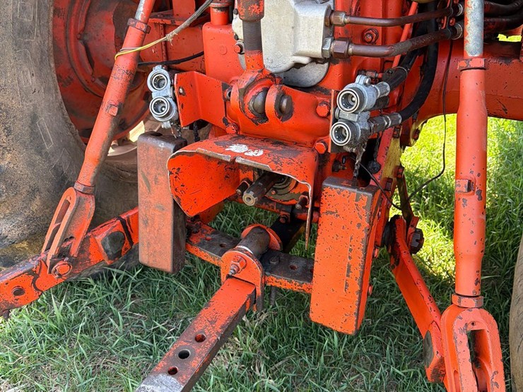 case-agri-king-970-tractor-image-11