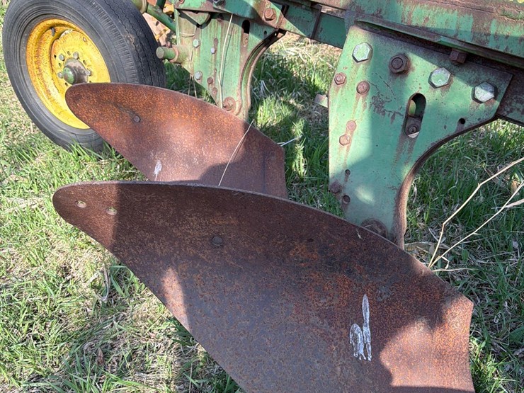 john-deere-f145h-image-8