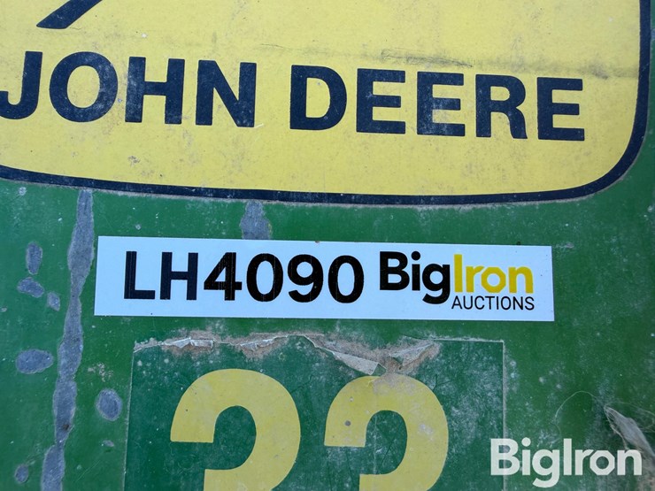 john-deere-33-image-17