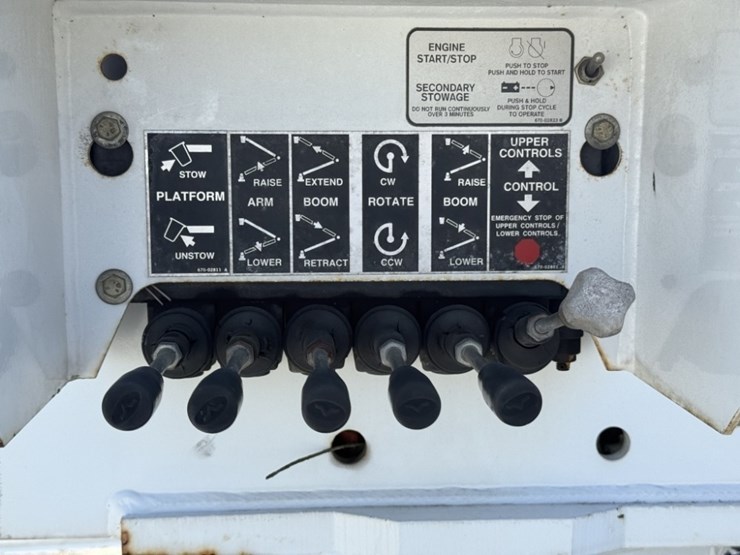 2004-ford-f550-sd-image-22
