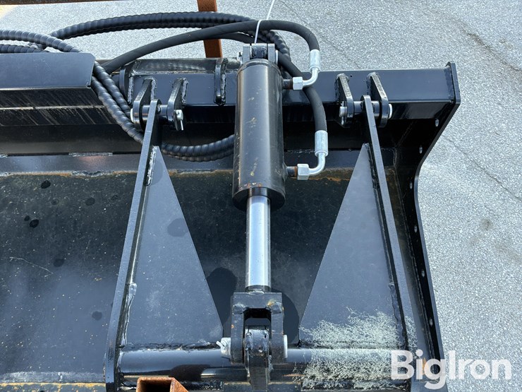 2026-massey-ferguson-730-image-9