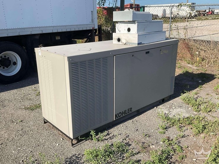 2019-kohler-38rcl-38kw-natural-gas-generator-image-1