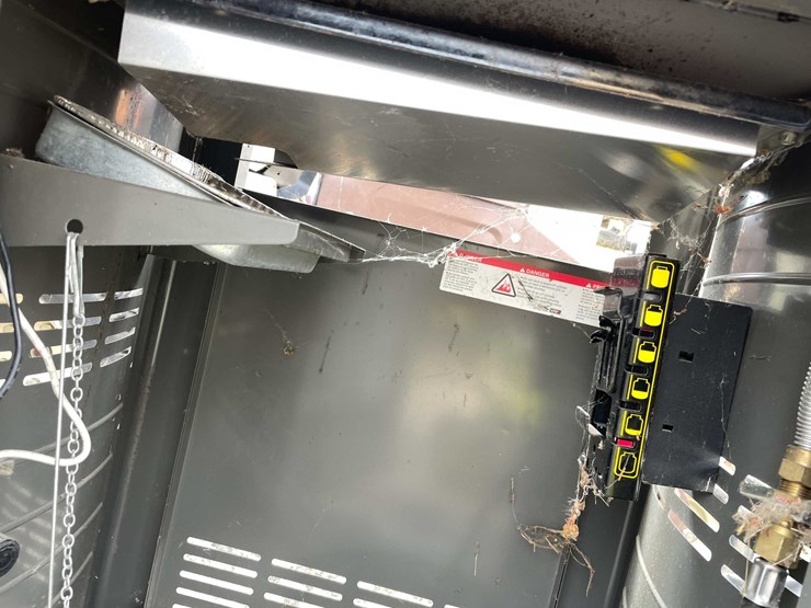 #9098-•-weber-grill-(o3)-image-5