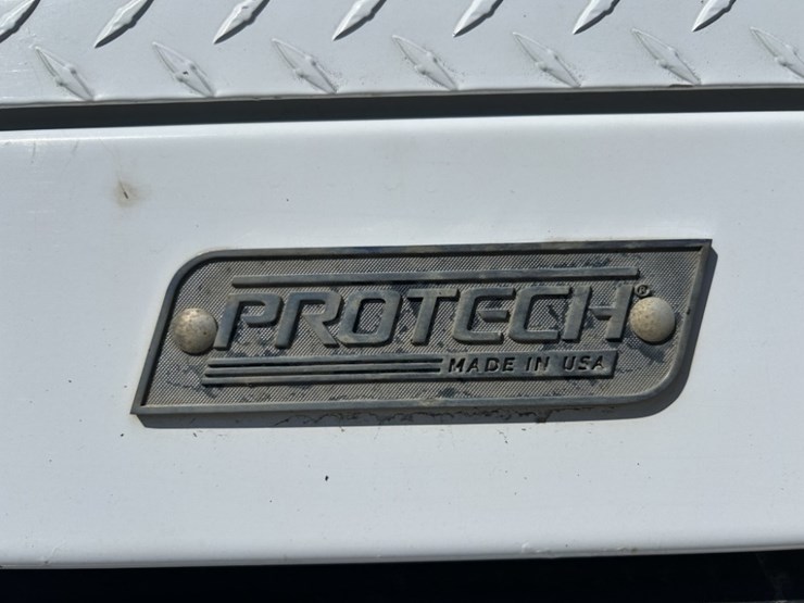 2016-ford-f150-xl-image-35