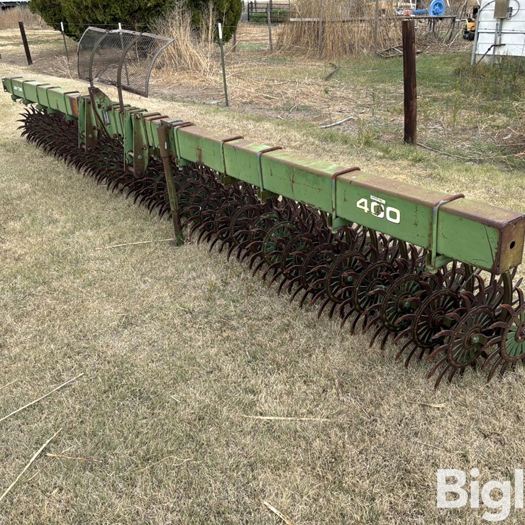JOHN DEERE 400