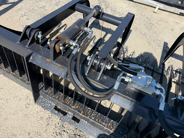 #2044-•-unused-jct-skid-steer-rock-grapple-bucket-inv#-47065-image-4