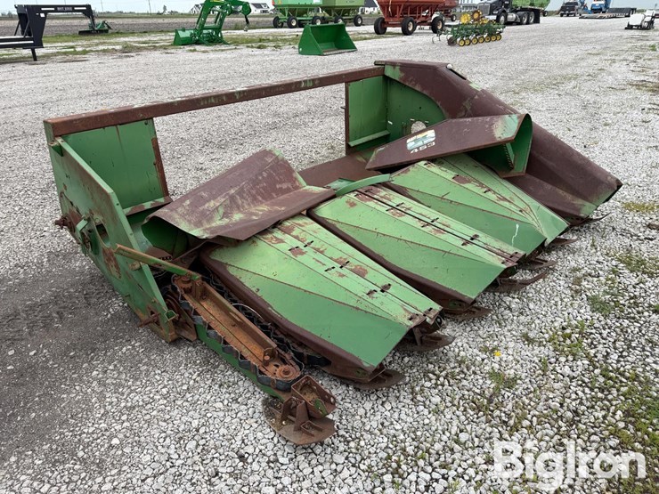 john-deere-453-image-3