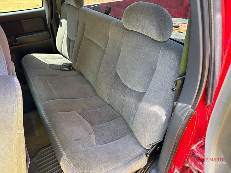 2004-gmc-sierra-1500-image-22