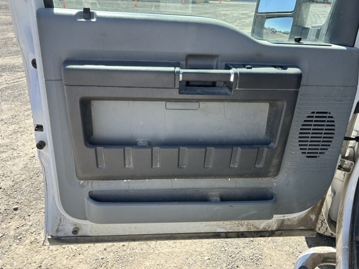 2013-ford-f250-sd-image-22