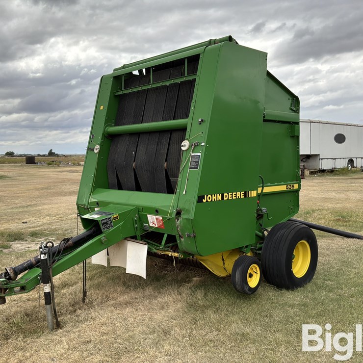 JOHN DEERE 535