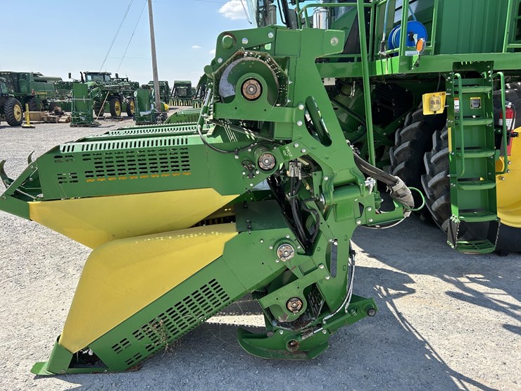 2020-john-deere-cs770-image-15