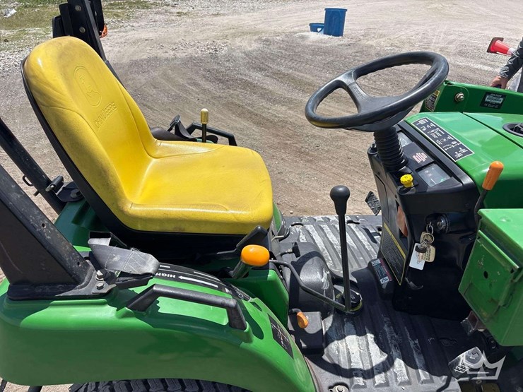2007-john-deere-2305h-25hp-utility-loader-tractor-w/-mower-image-14