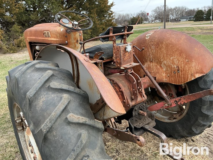 ford-900-image-17