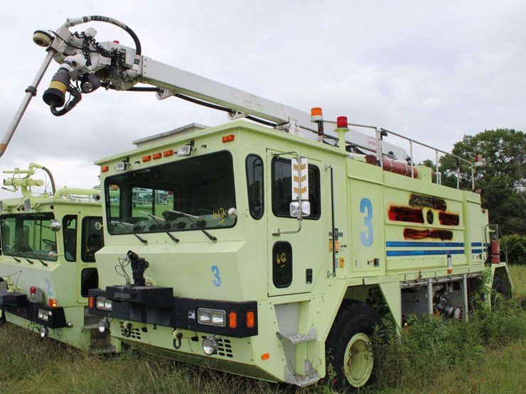 1995-oshkosh-t1500-image-1