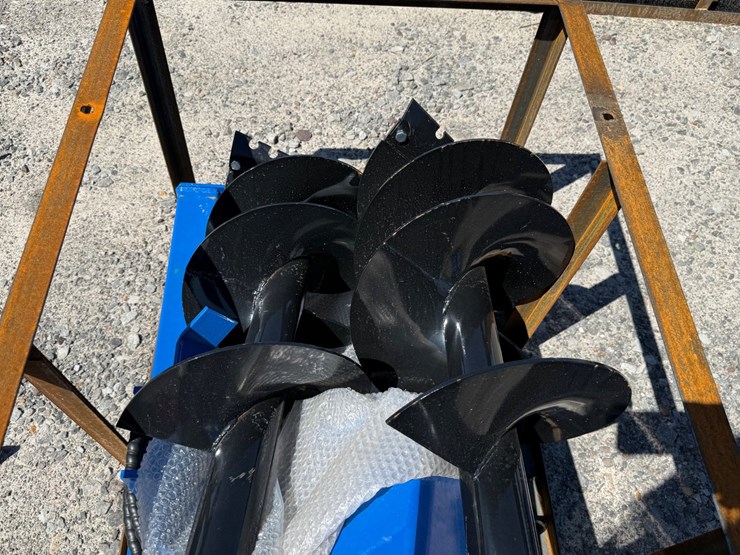 #45377-•-unused-agt-skid-steer-auger-w/-(3)-bits-image-5
