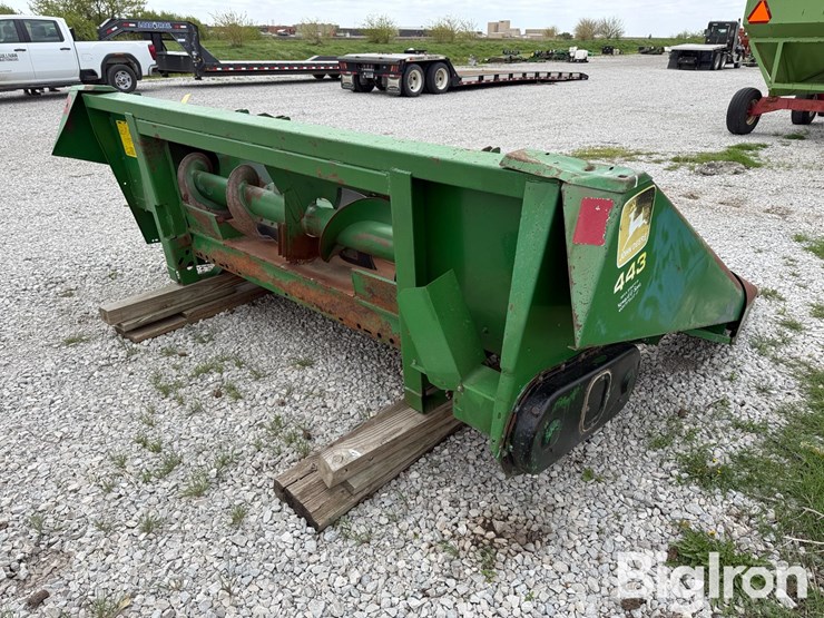 john-deere-443-image-5