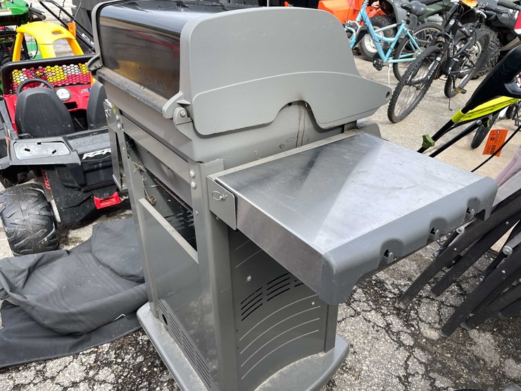 #9098-•-weber-grill-(o3)-image-10