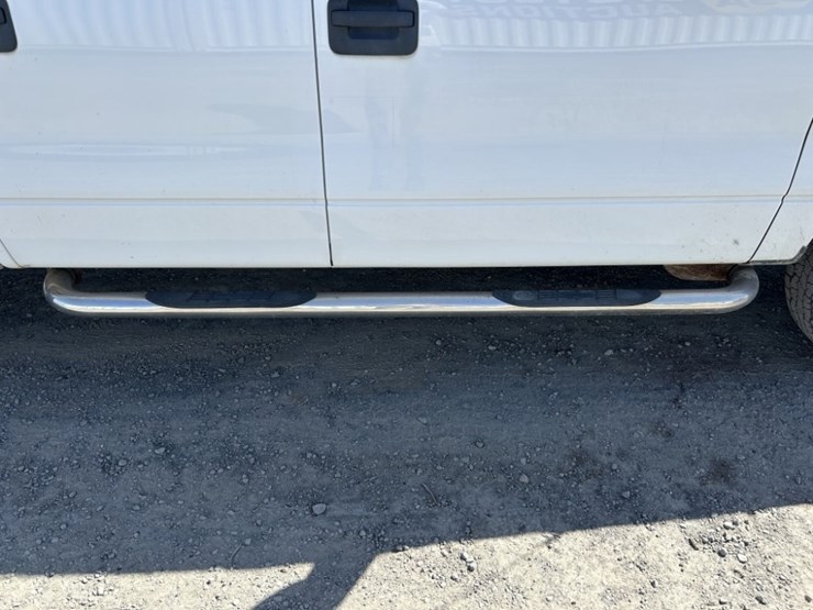 2011-ford-f150-xl-image-29