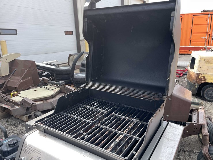 #9098-•-weber-grill-(o3)-image-6