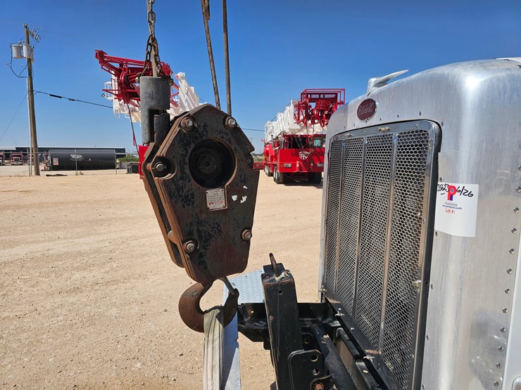 2013-peterbilt-367-image-6
