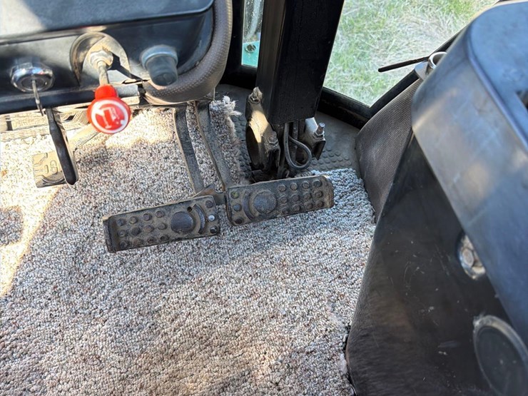 john-deere-4650-image-34