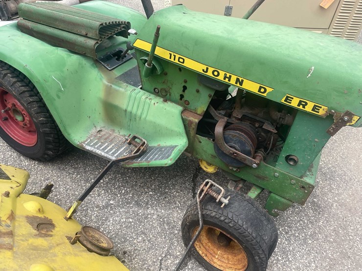 john-deere-110-image-32