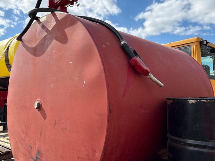 1000-gallon-diesel-fuel-tank-image-2