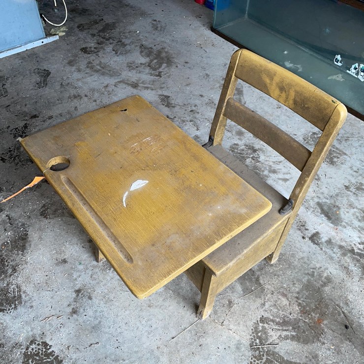 #7075 • Wooden School Desk