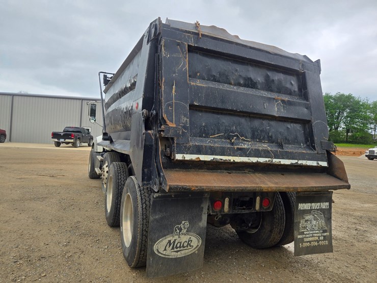 #24295-•-2011-mack-gu713-dump-truck-image-13
