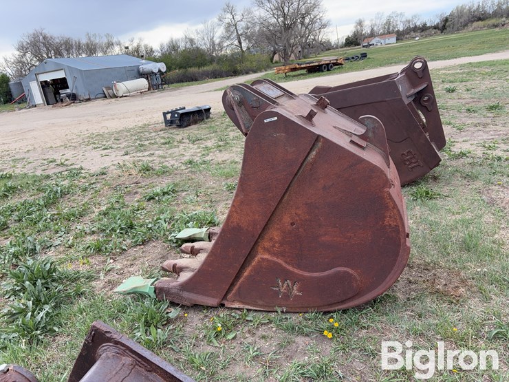 excavator-bucket-image-8