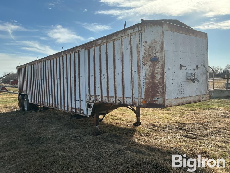 1973-hobbs-grain-trailer-image-3