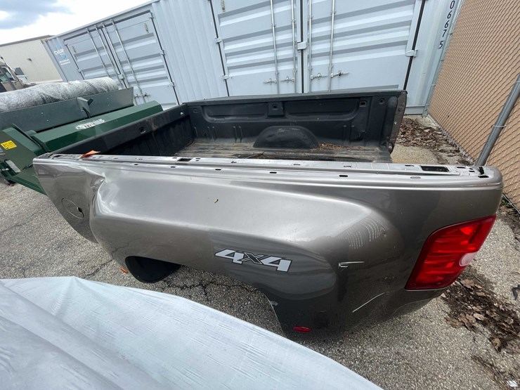 #9072-•-08-12-gmc-dually-box-(o6)-image-6