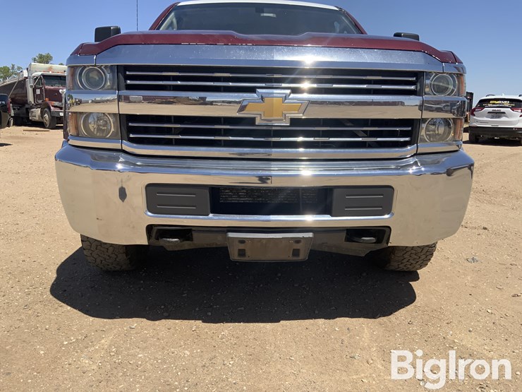 2018-chevrolet-silverado-2500-image-12