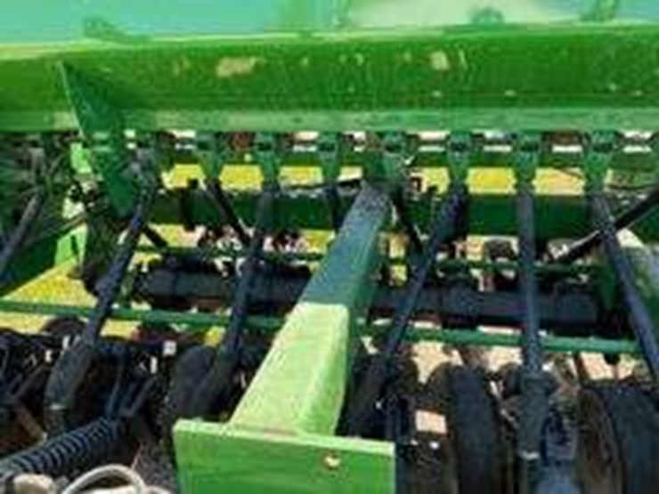john-deere-1590-image-9