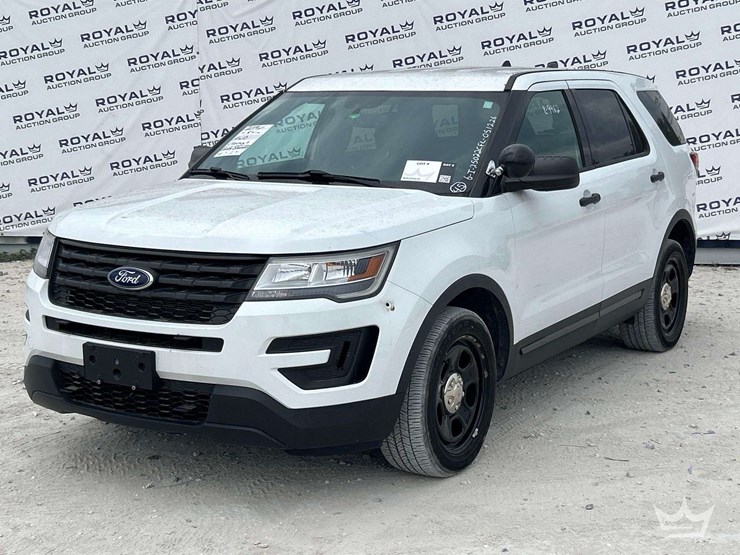 2019-ford-explorer-image-1