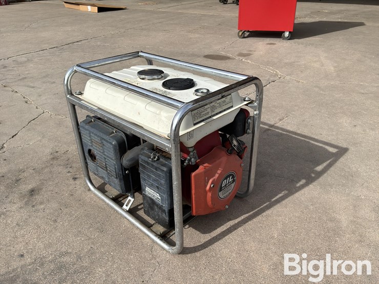 honda-em3000-generator-image-5