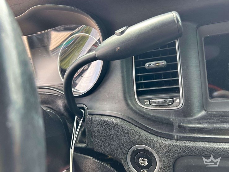 2019-dodge-charger-sedan-image-15