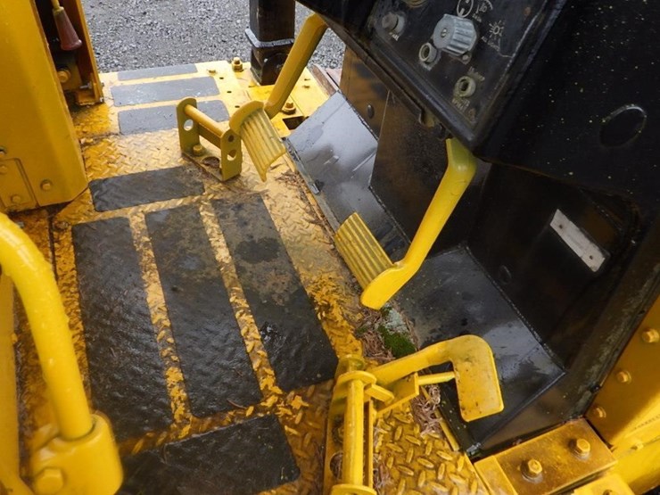 1977-caterpillar-d6d-image-38