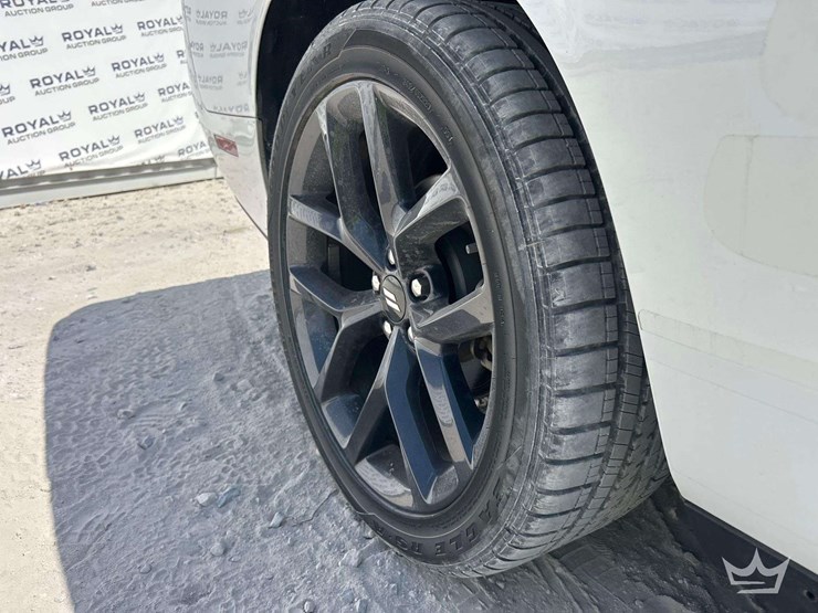 2023-dodge-challenger-coupe-image-25