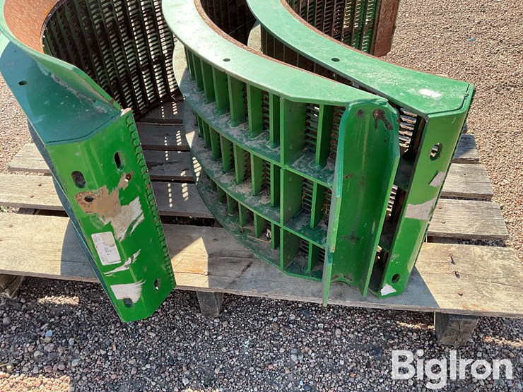 john-deere-small-wire-concaves-image-13