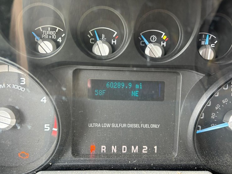 ford-f550-image-25