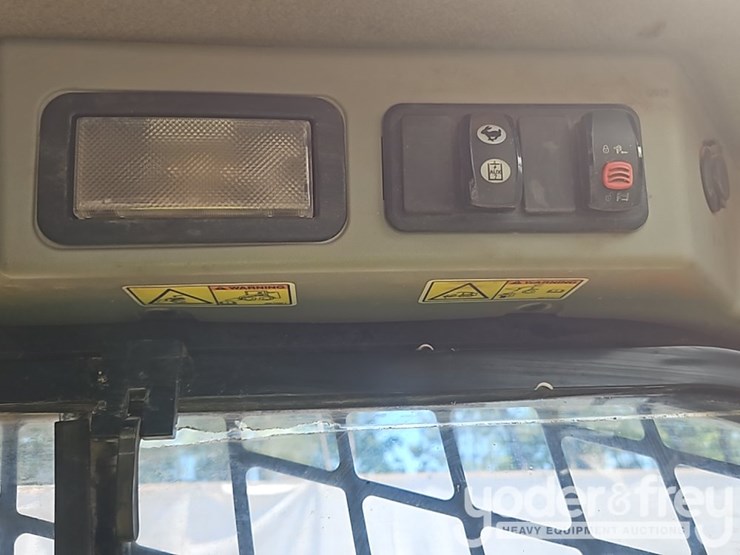2019-caterpillar-289d-image-33