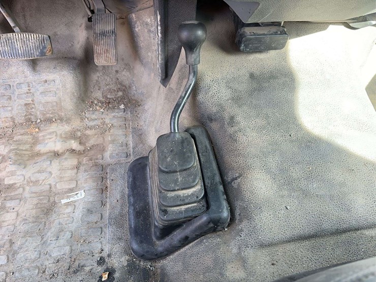 2016-ford-f450-xl-image-21
