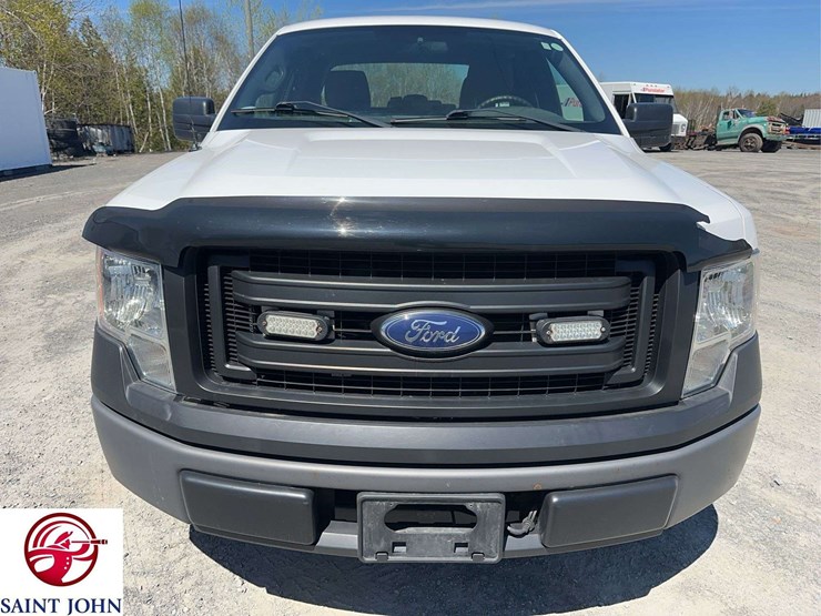 2013-ford-f150-xl-image-2
