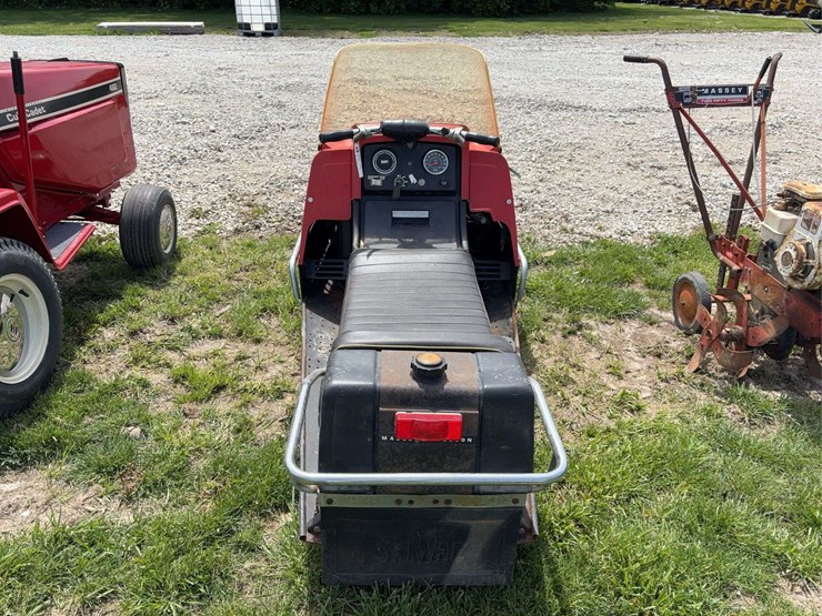 1972-massey-ferguson-300-image-4