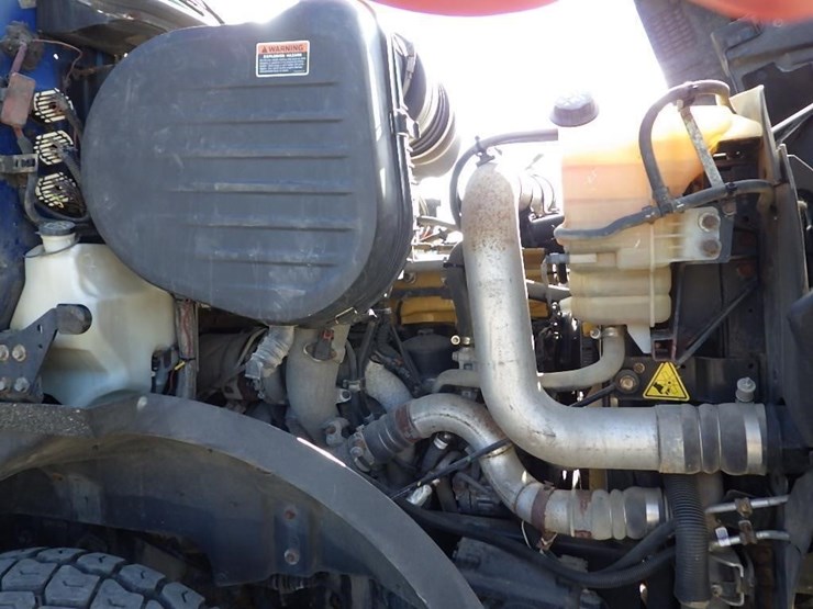 2014-caterpillar-ct660-image-28