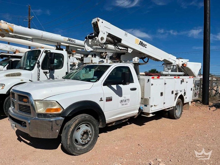 2011-ram-5500-4x4-altec-at40m-40ft.-bucket-truck-image-1