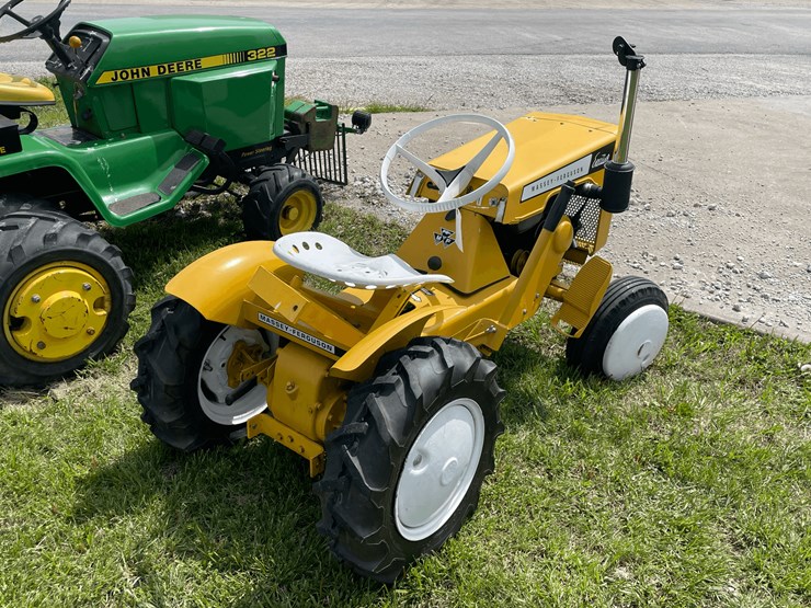 massey-ferguson-executive-image-13